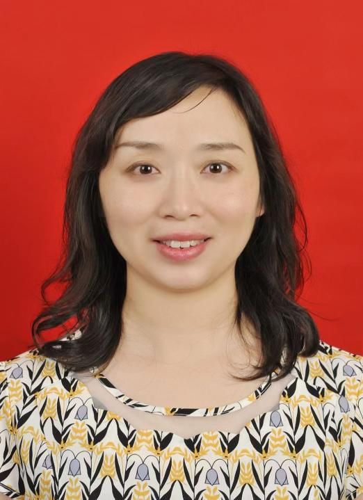谢巧玲照片